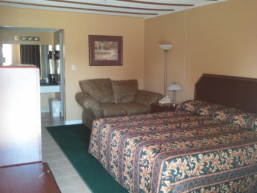 Holiday Motel Hugo Phòng bức ảnh