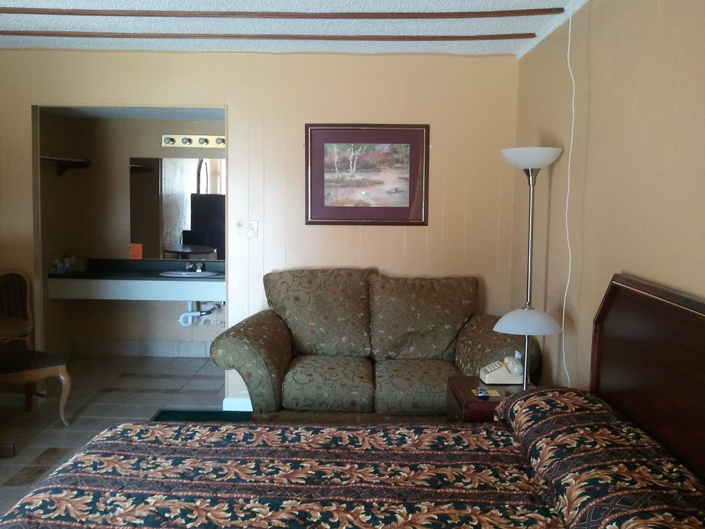 Holiday Motel Hugo Phòng bức ảnh