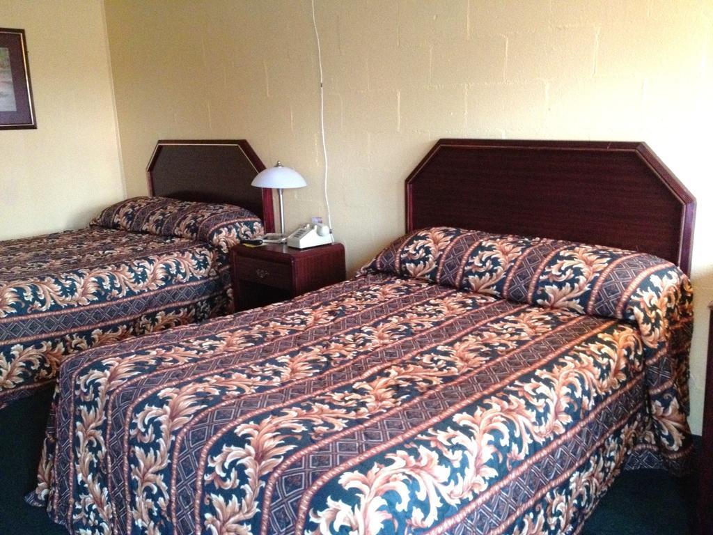 Holiday Motel Hugo Phòng bức ảnh