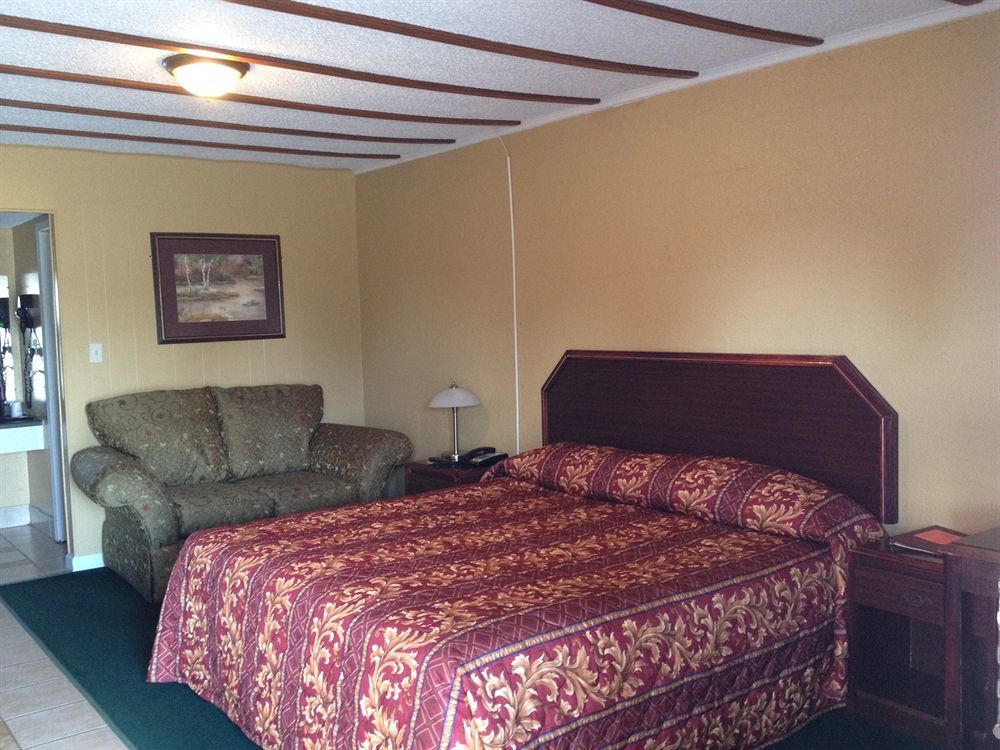 Holiday Motel Hugo Ngoại thất bức ảnh